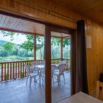 Burlat salon con vistas al porche