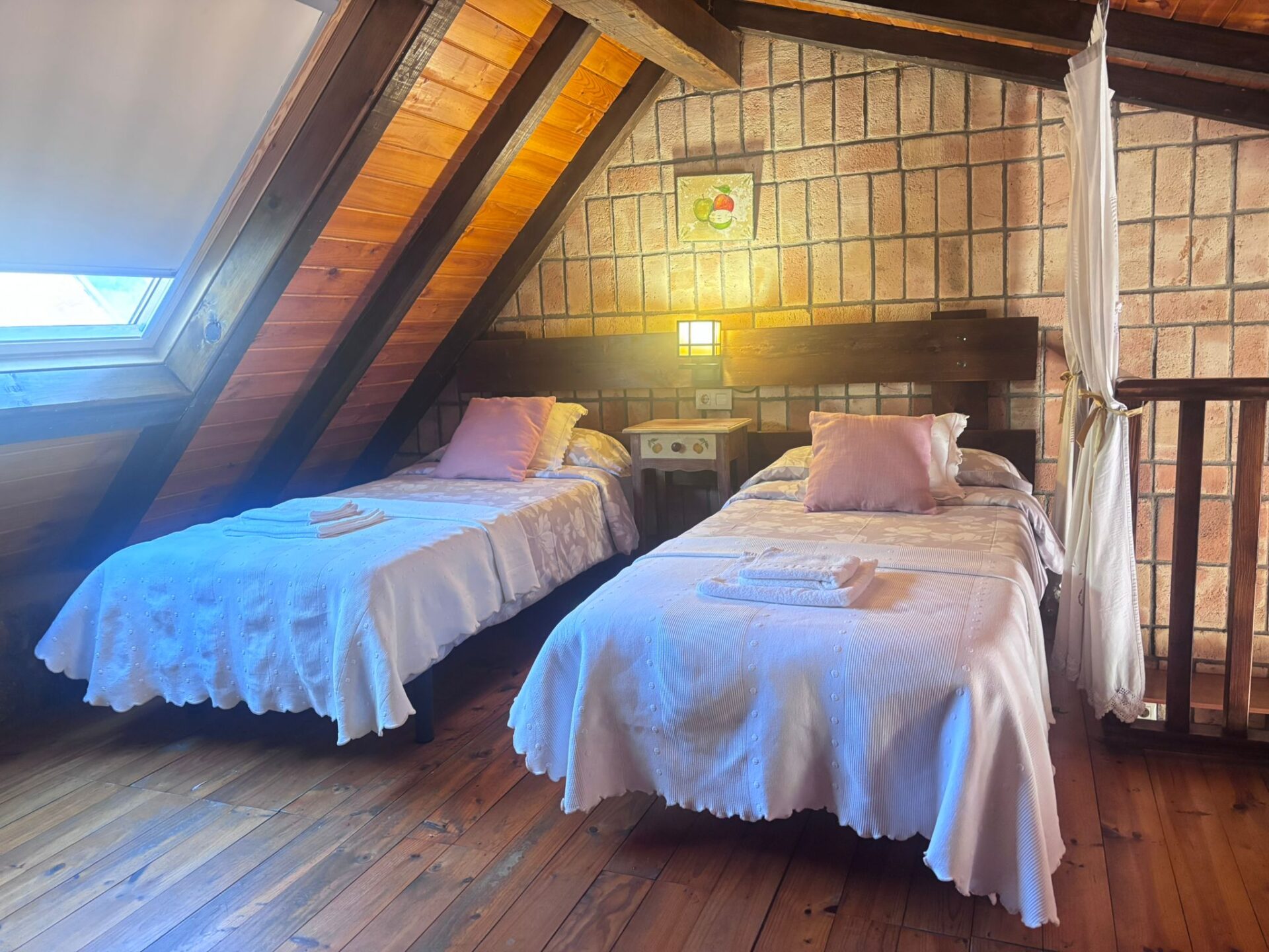 HABITACIÓN DOS CAMAS MOLLAR